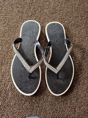 Women’s Black Rhinestone Flip Flop Sandals